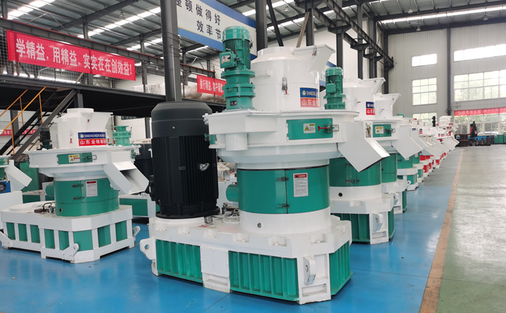 顆粒燃料的生產(chǎn)設備 木屑造粒機.jpg 顆粒燃料的生產(chǎn)設備 木屑造粒機.jpg